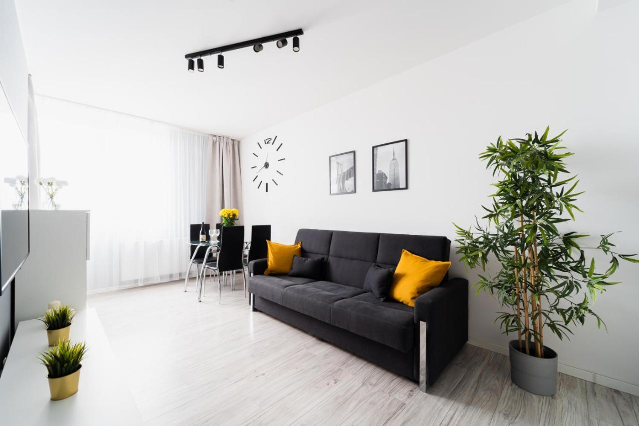 New Apart Near Sky Tower - Gwiazdzista Apartment Wroclaw Exterior photo